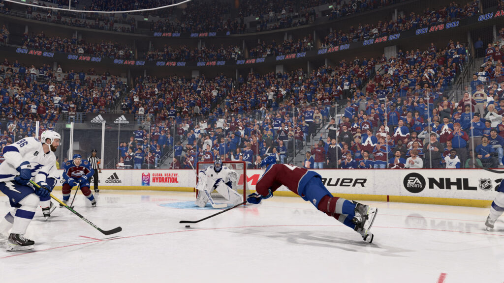 An Avalanche player making a last chance attempt in NHL 23